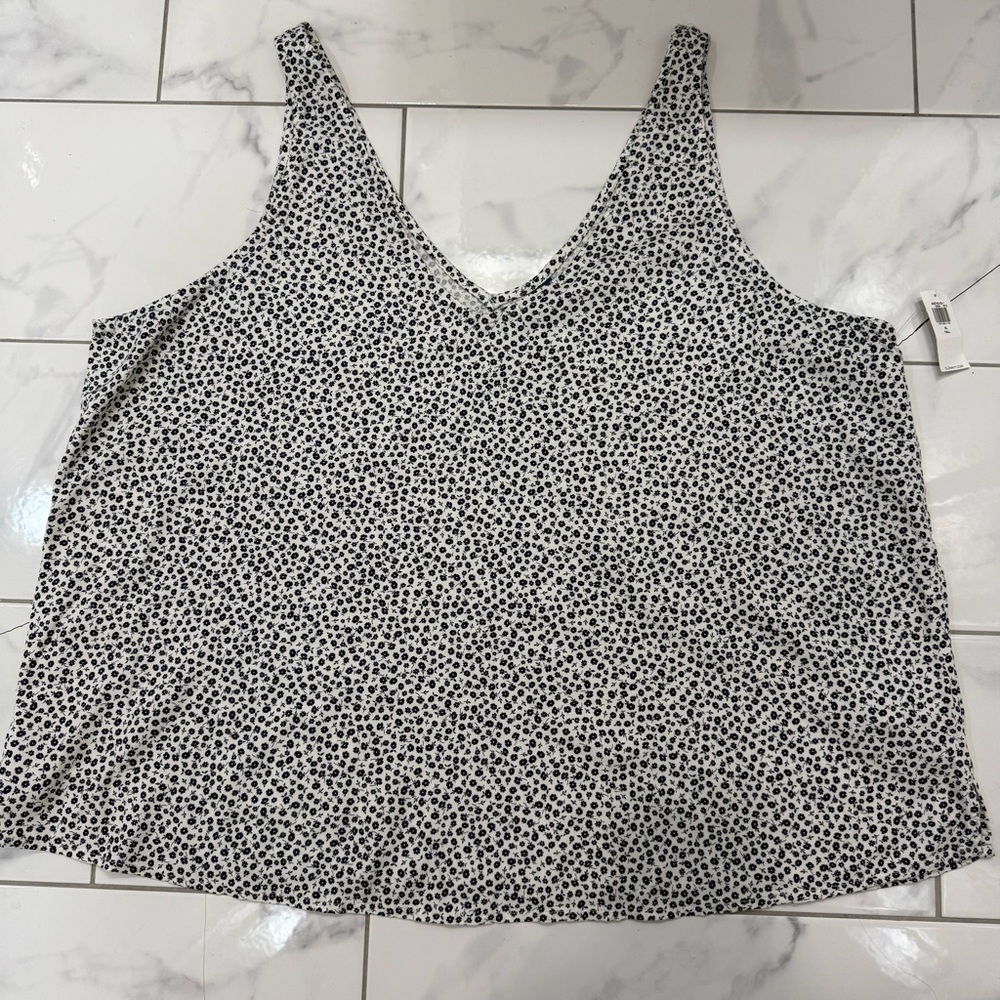 NWT Old Navy XL Tall Floral‎ Print Tank Top Blouse